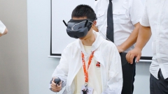 װ+쭷ɣFPV˻ѧӪļУ